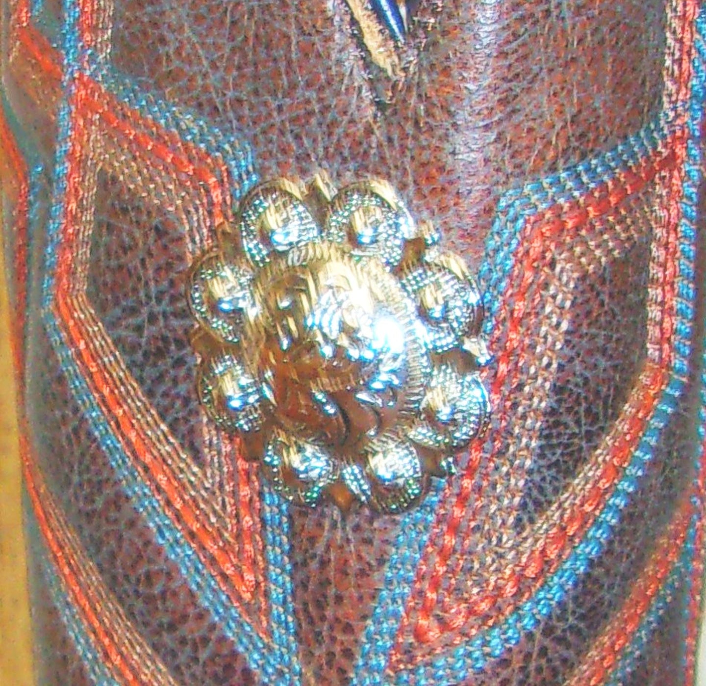 Cowboy Boot Wine Water Tote WA38 handcrafted from cowboy boots. Shop Wine Carrier Bags at ChrisThompsonBags.com and buy the best cowgirl wine tote, leather wine carrier, Leather Wine tote, recycled cowboy boots, unique gift for her, unique gift for him, water bottle caddy, water bottle holder, water bottle tote, western wine carrier, western wine tote, wine lovers gift, Wine Tote at Chris Thompson Bags.